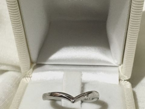 【TRECENTI(トレセンテ)の口コミ】 婚約指輪をこちらで購入していて、つけ心地も良く、スタッフの方の対応や…