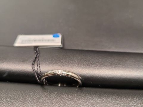 【ラザール ダイヤモンド(LAZARE DIAMOND)の口コミ】 シンプルなデザインだからこそ、年齢を重ねても変わらずに長く愛用できる…