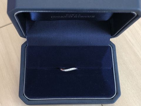 【銀座ダイヤモンドシライシの口コミ】 プラチナで小さなダイヤのあしらわれたものと決めていたので、来店前から…