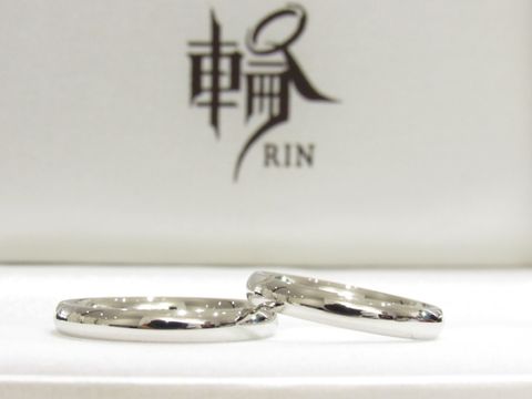 【輪-RIN-の口コミ】 二人で話し合いシンプルなデザインのリングがいいと思い、たくさん試して…
