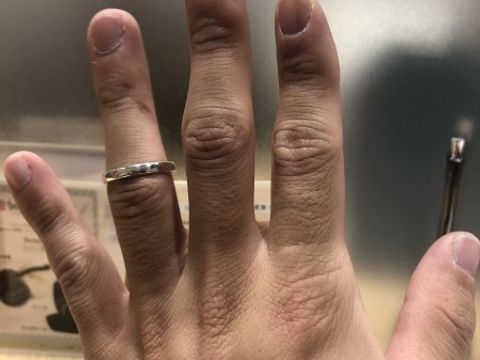 【ringram(リングラム)の口コミ】 プラチナ、金、ピンクのデザインから選べたが、プラチナが良いと思いまし…