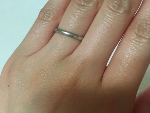 【カルティエ(Cartier)の口コミ】 カルティエというブランドに憧れがあり、結婚指輪はぜひ夫婦そろってカル…
