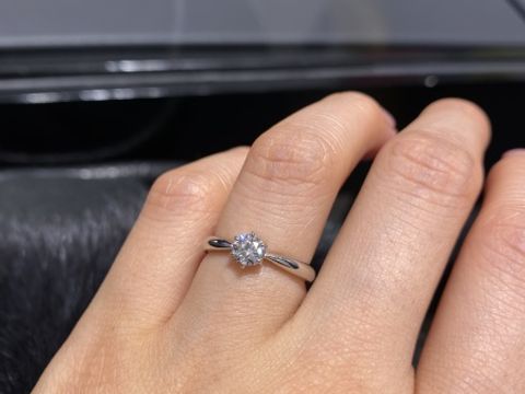 【エクセルコダイヤモンド(EXELCO DIAMOND)の口コミ】 普段たくさん使いたかったので、爪が低めのデザインで選びました。また、…