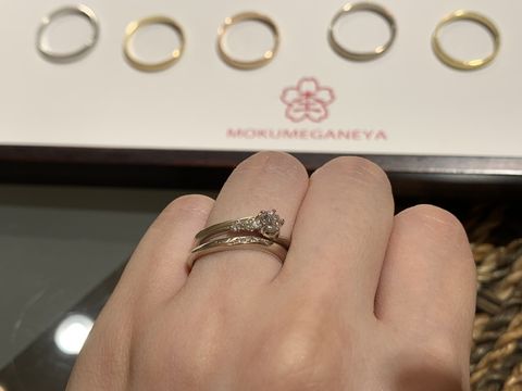【杢目金屋(もくめがねや)の口コミ】 3種類の金属を選び、それを重ねてリングに加工するのが特徴です。金属によ…