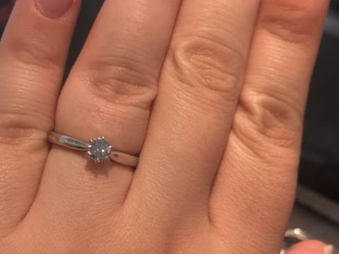 【エクセルコダイヤモンド(EXELCO DIAMOND)の口コミ】 なによりダイヤモンドがみた他社より1番綺麗でした！！！カラットのわりに…