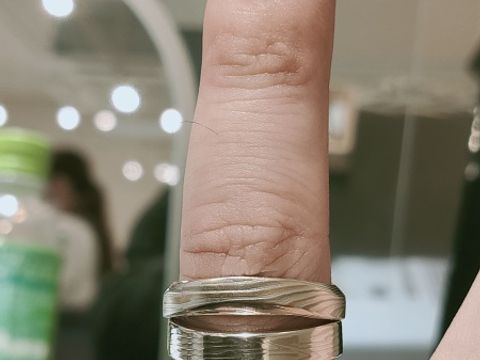 【杢目金屋(もくめがねや)の口コミ】 素材の選択…プラチナ、シルバー、ホワイトゴールド、ピンクゴール…