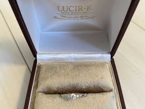 【LUCIR-K(ルシルケイ)の口コミ】 シンプルなものを好んでいたので、派手でないけど、寂しすぎないものを探…