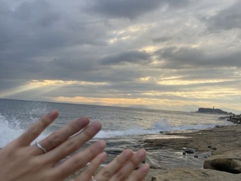 【アイプリモ(I-PRIMO)の口コミ】 手が小さめだったため、細身でシャープなものを選びました。ストレートで…