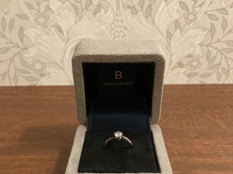 【BRILLIANCE+(ブリリアンスプラス)の口コミ】 デザインが1番の決めてでした。細身でシンプルな中にも可愛さがあるところ…