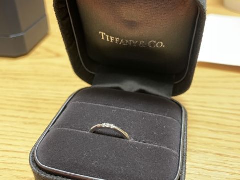 【ティファニー(Tiffany & Co.)の口コミ】 ずっと憧れていたブランドなので、もともとティファニーにしようと決めて…