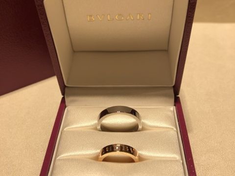 【ブルガリ(BVLGARI)の口コミ】 スタッフの方々の丁寧な心地良い親身なご対応が最終的な決め手です。
皆さ…
