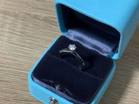 【ティファニー(Tiffany & Co.)の口コミ】 いつか婚約指輪を購入するならシンプルなリングに１粒のダイヤという王道…