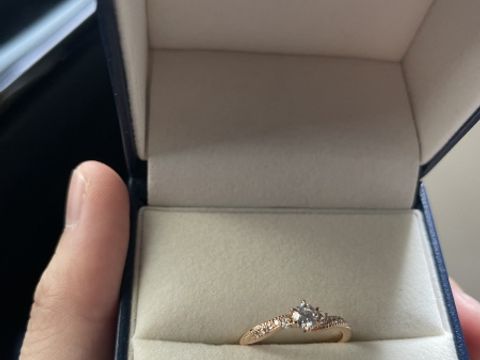 【GALA JEWELRY(ガラジュエリー)の口コミ】 買いに行く前に、店舗を絞ろうとネットでリングを沢山見ました。galaジュ…