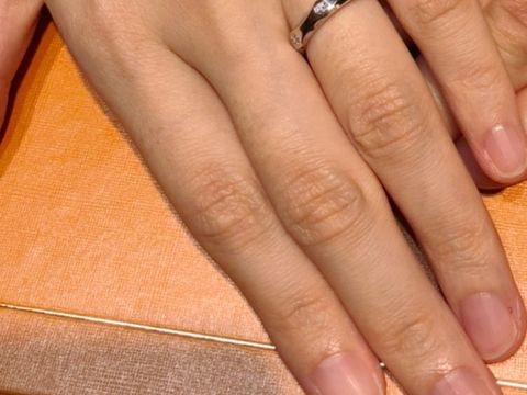 【ブルガリ(BVLGARI)の口コミ】 ダイヤが均等に配置されていて指輪が回っても気にならないデザインです。…