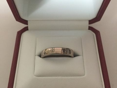 【カルティエ(Cartier)の口コミ】 ハッピーバースデイロゴリングはサイズも豊富でした。
私用にはエングレー…
