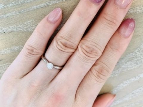 【銀座ダイヤモンドシライシの口コミ】 ダイヤモンドの質で決めました。海外の現地で質のいいダイヤモンドしか買…