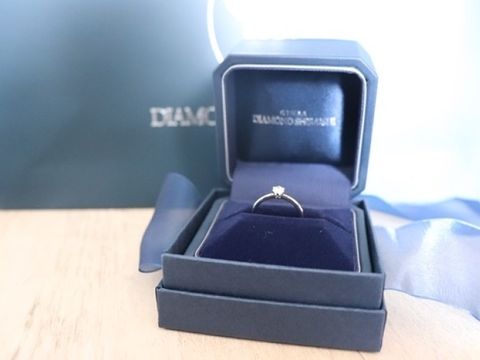 【銀座ダイヤモンドシライシの口コミ】 きめに行ったときにダイヤを沢山見させていただき、その中でもダイヤにこ…