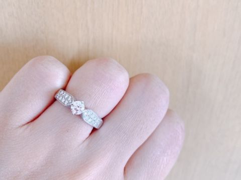 【ショーメ(CHAUMET)の口コミ】 ザ・婚約指輪のようなあまりみんなが持っていないようなデザインの指輪を…