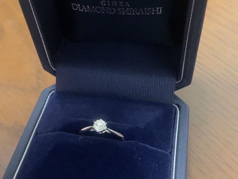 【銀座ダイヤモンドシライシの口コミ】 ・ダイヤの質が良い。
・リングの付け心地が良く、フィットする。
・指に…