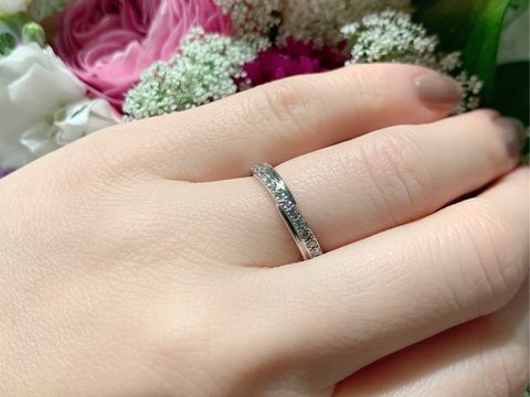 【宝寿堂(ほうじゅどう)の口コミ】 1.44ctの婚約指輪と重ねてつけたいと思っていたので、重ね付けができるも…