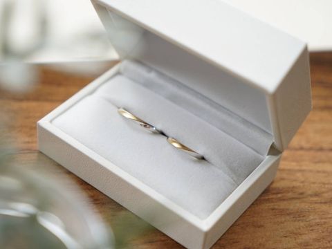 【THREE TREES(スリーツリーズ)の口コミ】 結婚指輪を考え始めた頃、雑誌などで見てもあまり自分たちのイメージにぴ…