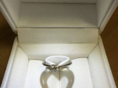 【STAR JEWELRY(スタージュエリー)の口コミ】 シンプルなデザインが気に入りました。重ねづけもしやすいし、普段つけや…