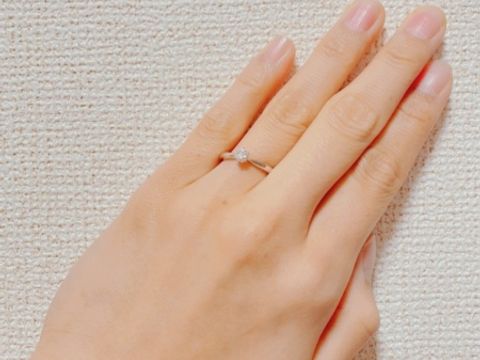 【銀座ダイヤモンドシライシの口コミ】 1番の決め手は「つけ心地の良さ」。着用した際のつけ心地は他社には無い気…