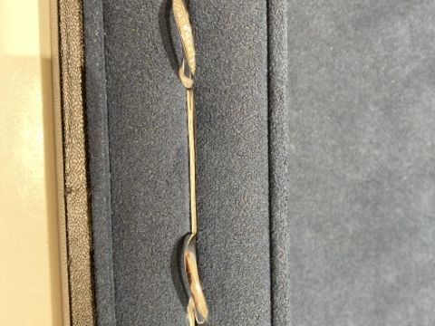 【4℃ BRIDAL(ヨンドシーブライダル)の口コミ】 ウェーブデザインでぽってりした指もきれいに見えました。ダイヤモンドが…