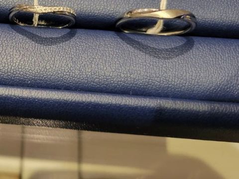 【銀座ダイヤモンドシライシの口コミ】 簡単にわたしたちの好みをヒアリングしてくださって、綺麗に見えるライン…