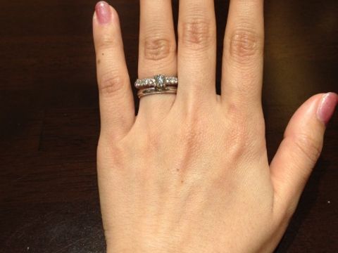 【ギンザタナカブライダル(GINZA TANAKA BRIDAL)の口コミ】 カラット数のわりに低価格
貴金属のオロシ売りをしていたブランドだけあっ…