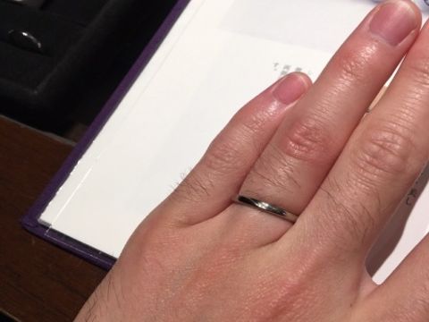 【俄(にわか)の口コミ】 試着したどの指輪も、つけ心地が非常によかったことに驚きました。
シンプ…