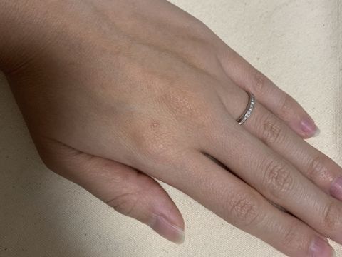 【エクセルコダイヤモンド(EXELCO DIAMOND)の口コミ】 価格は予算内の15万円以内で、シンプルで職場でも気兼ねなくつけられ、で…