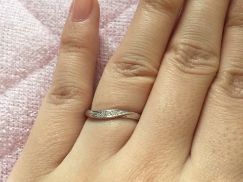 【canal4℃(カナルヨンドシー)の口コミ】 ダイヤモンドが好きなので、結婚指輪もダイヤモンドが入っているものを探…