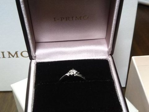 【アイプリモ(I-PRIMO)の口コミ】 最初は指輪はどれでもいいかなと考えてましたが、色々試着させてもらえた…
