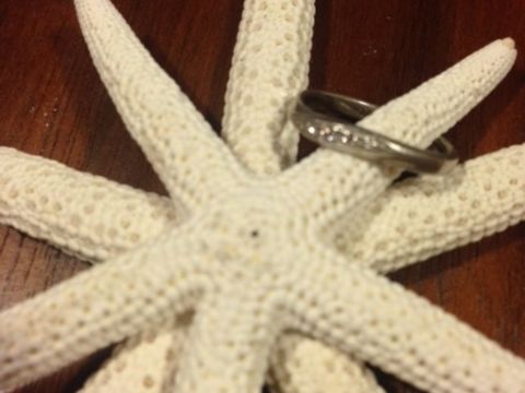 【ESTELLE(エステール)の口コミ】 ロマンティックブルーというシリーズで指輪の内側にブルーサファイアが入…