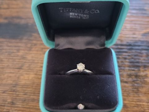 【ティファニー(Tiffany & Co.)の口コミ】 憧れのブランドだったので、婚約指輪はここがいいなとは思っていましたが…