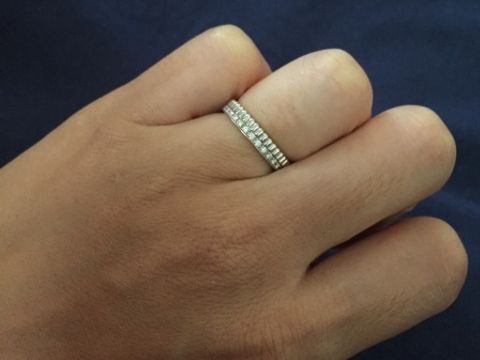 【ブシュロン(BOUCHERON)の口コミ】 シンプルでスタイリッシュなデザインが気に入ってます。エタニティリング…