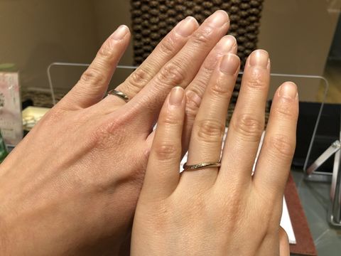 【杢目金屋(もくめがねや)の口コミ】 杢目金と言った技術を使った特徴的なデザインが魅力的です。着け心地も良…