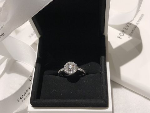 【FOREVERMARK(フォーエバーマーク)の口コミ】 ダイヤの質が良いこと。ブランドをとると、ダイヤの質が上がると値段が高…