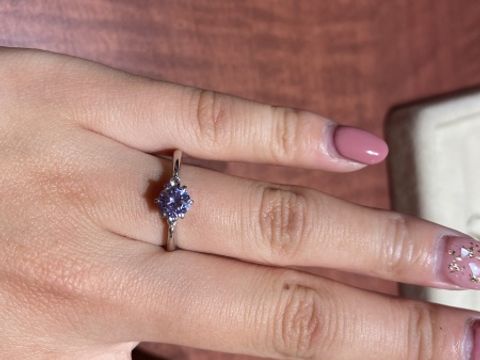 【ギンザタナカブライダル(GINZA TANAKA BRIDAL)の口コミ】 譲り受けたダイヤモンドがあったため、リフォームで婚約指輪を作りたかっ…