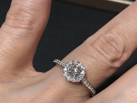 【ラザール ダイヤモンド(LAZARE DIAMOND)の口コミ】 このセントパトリック28はインスタで見つけてから気になっていました。店…