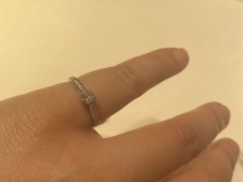 【festaria bijou SOPHIA(フェスタリア ビジュソフィア)の口コミ】 プラチナで正面から見ても横から見ても可愛いデザインを探してました。こ…