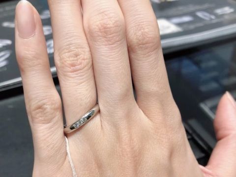 【エクセルコダイヤモンド(EXELCO DIAMOND)の口コミ】 結婚指輪の検討で伺ったのですがつい婚約指輪も見てしまうほど質の良い大…