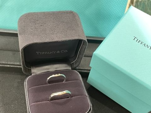 【ティファニー(Tiffany & Co.)の口コミ】 なんと言っても、ずっと憧れだったティファニーの結婚指輪が欲しいと思っ…