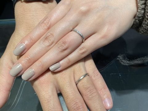 【エクセルコダイヤモンド(EXELCO DIAMOND)の口コミ】 細かいダイヤがライン状に入っているデザインです。ダイヤが入っている範…