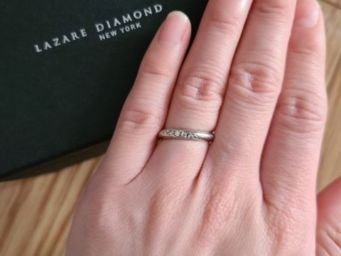 【ラザール ダイヤモンド(LAZARE DIAMOND)の口コミ】 とにかくダイヤモンドの石の輝きが素晴らしく、7件ほど、他のブランドをは…