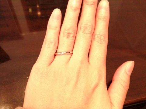 【ケイウノ ブライダル(K.UNO BRIDAL)の口コミ】 サイトを見たときから気になっていたリサータでしたが、店頭で見せてもら…