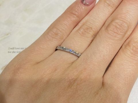 【ラザール ダイヤモンド(LAZARE DIAMOND)の口コミ】 ダイヤの粒が大きめでしっかりと存在感のあるエタニティです！シンプルな…