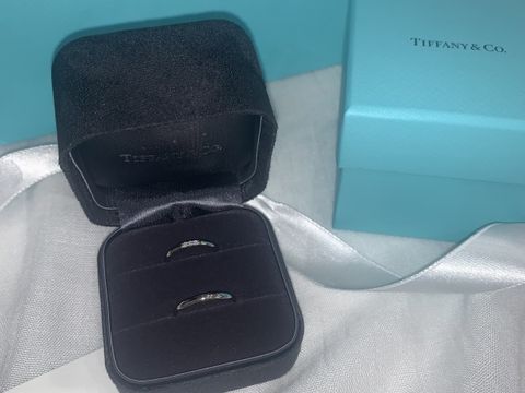 【ティファニー(Tiffany & Co.)の口コミ】 他メーカーさんも迷っていましたが私の指が短いのもあり華奢な細いデザイ…
