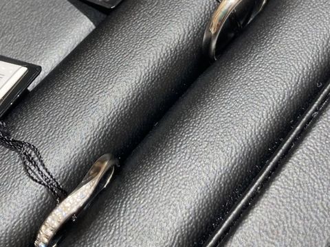 【ラザール ダイヤモンド(LAZARE DIAMOND)の口コミ】 プラチナ950〜・ダイヤモンドの輝き方に関して、ラザールダイヤモンドさん…